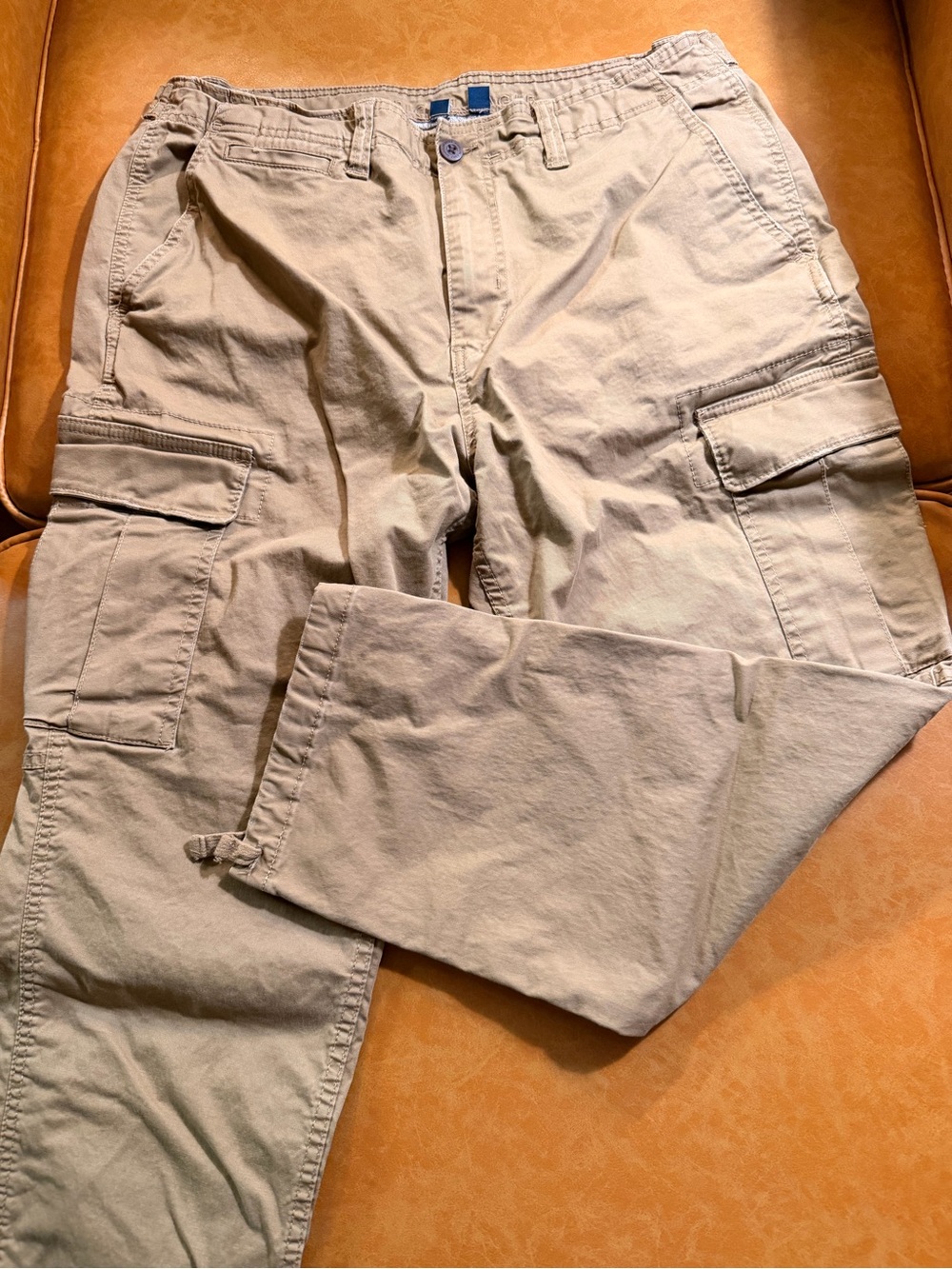 American Eagle Men's Tan Cargo Pants